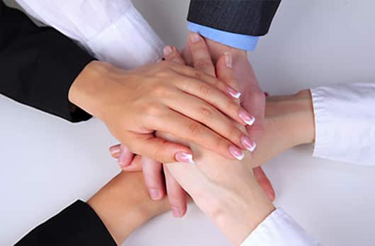 ĐOÀN KẾT – HỢP TÁC TỪ TRONG RA NGOÀI