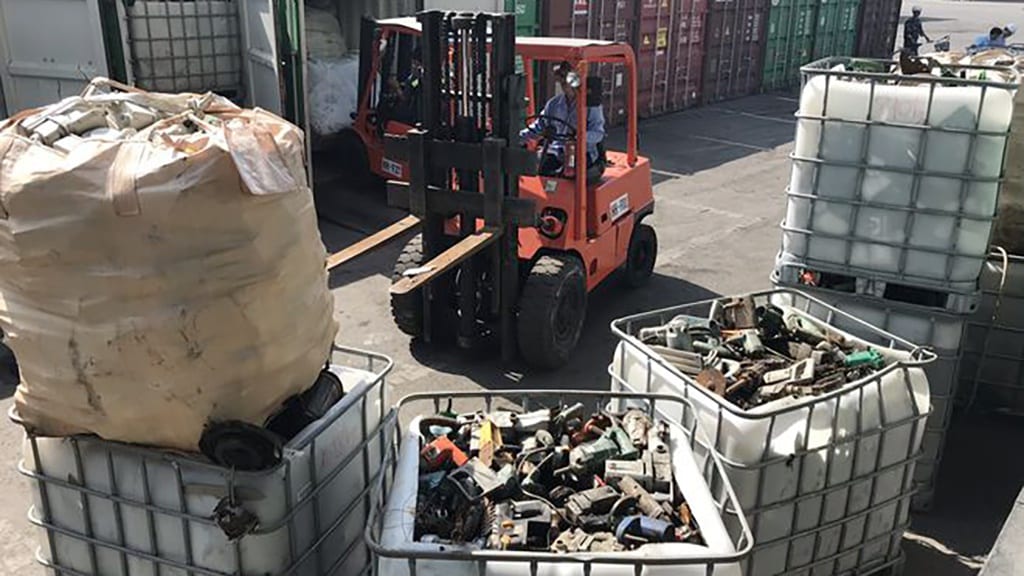 Bịt lỗ hổng nhập khẩu phế liệu không khó